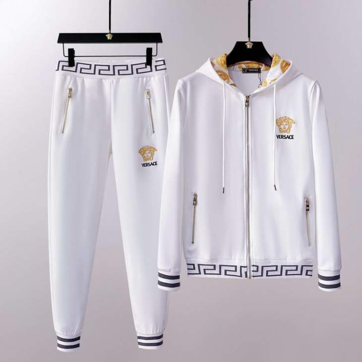 Picture of Versace Sweater Suits _SKUVersaceM-4XL25wn4942956